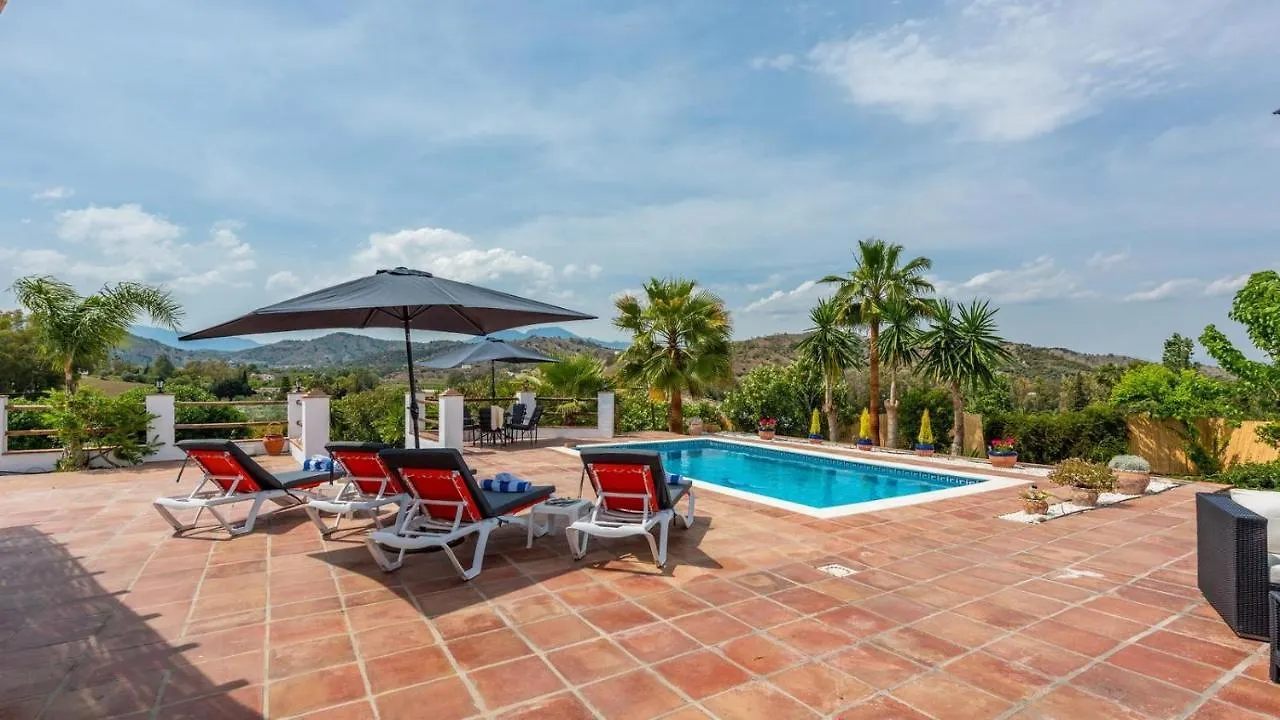 בית נופש הוילה Casa Cameleon Coin By Ruralidays